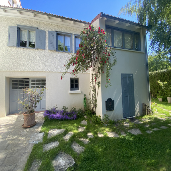 Offres de vente Maison Vélizy-Villacoublay 78140
