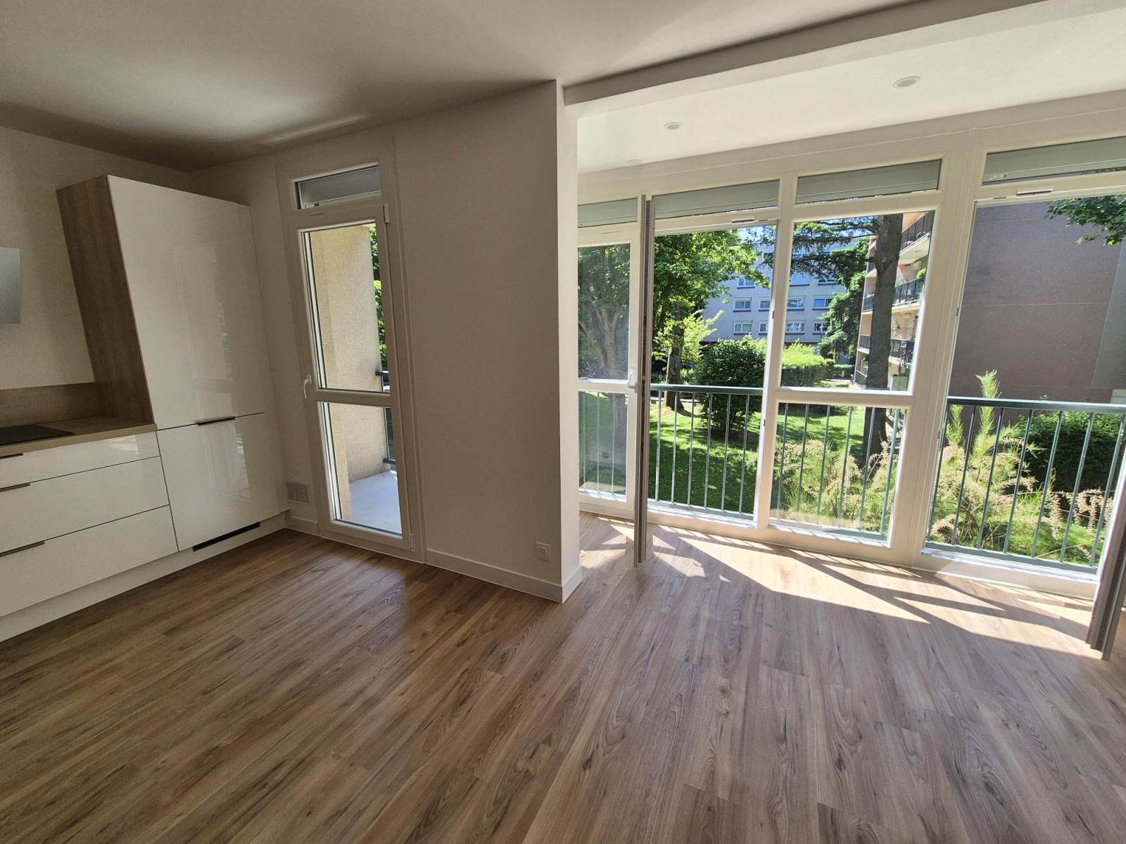 Image_, Appartement, Vélizy-Villacoublay, ref :452-25